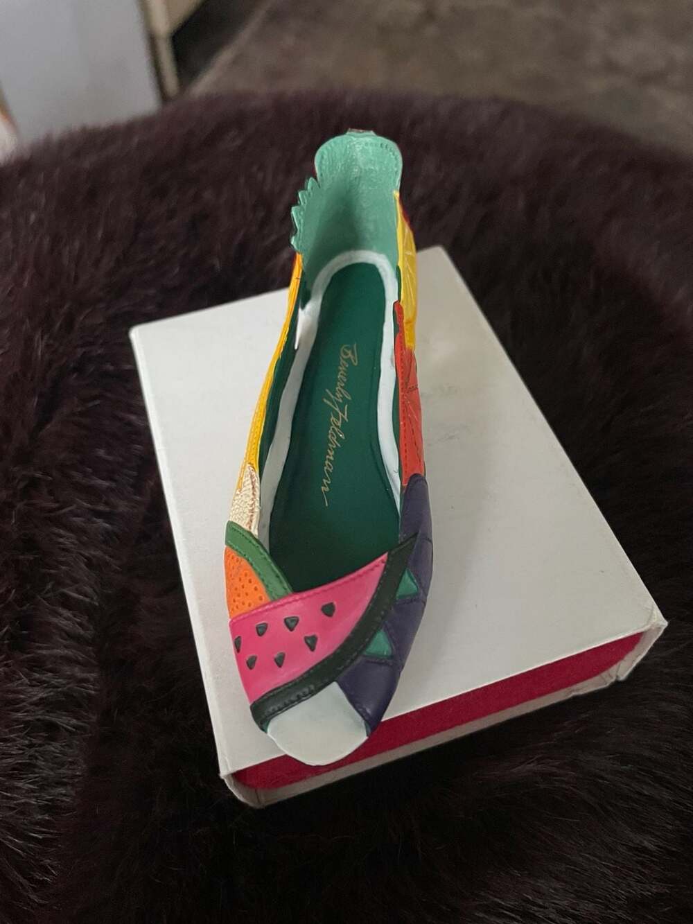 Just The Right Shoe Fruity Figurine 2000 Beverly Feldman Raine